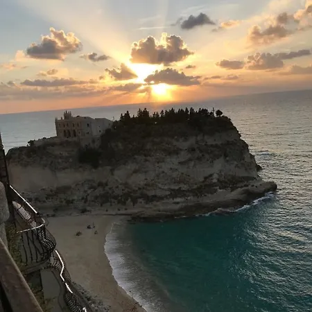 Marasusa Tropea Daire *